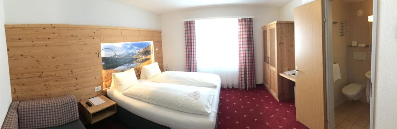 Hotel Cristal 3*